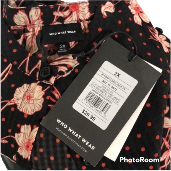 RED AND BLACK LARGE FLORAL PRINT BLOUSE - Picture 7 of 8